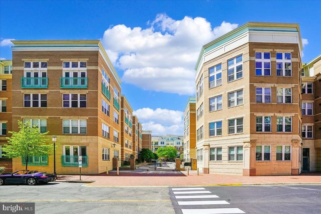 12001 Market Street - Photo 39