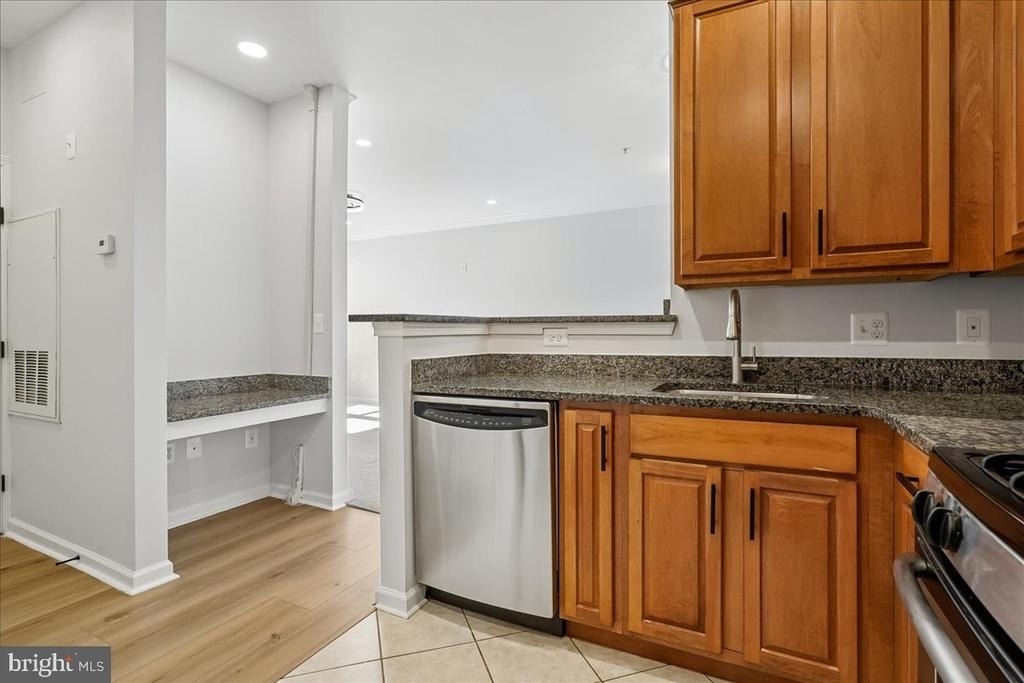 12000 Market Street - Photo 5