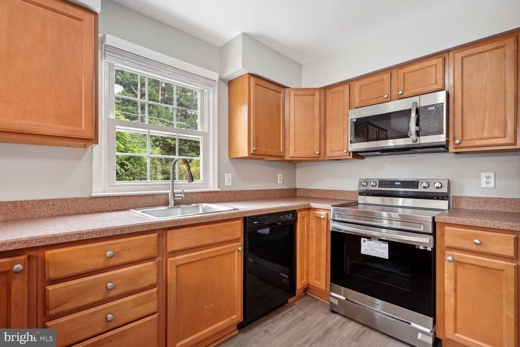 10205 Provincetown Court - Photo 7
