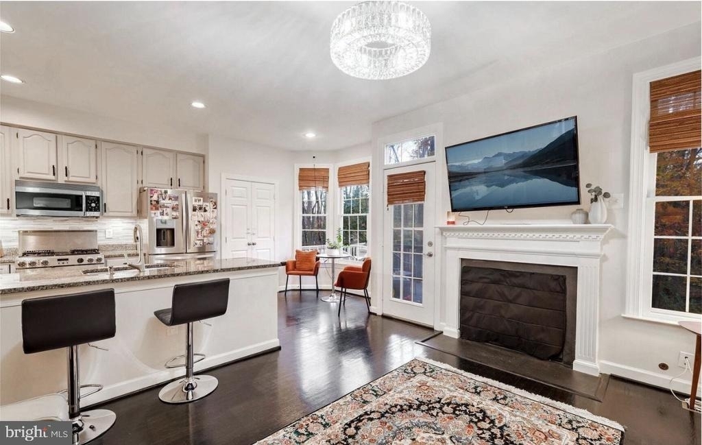 8134 Boss Street - Photo 5