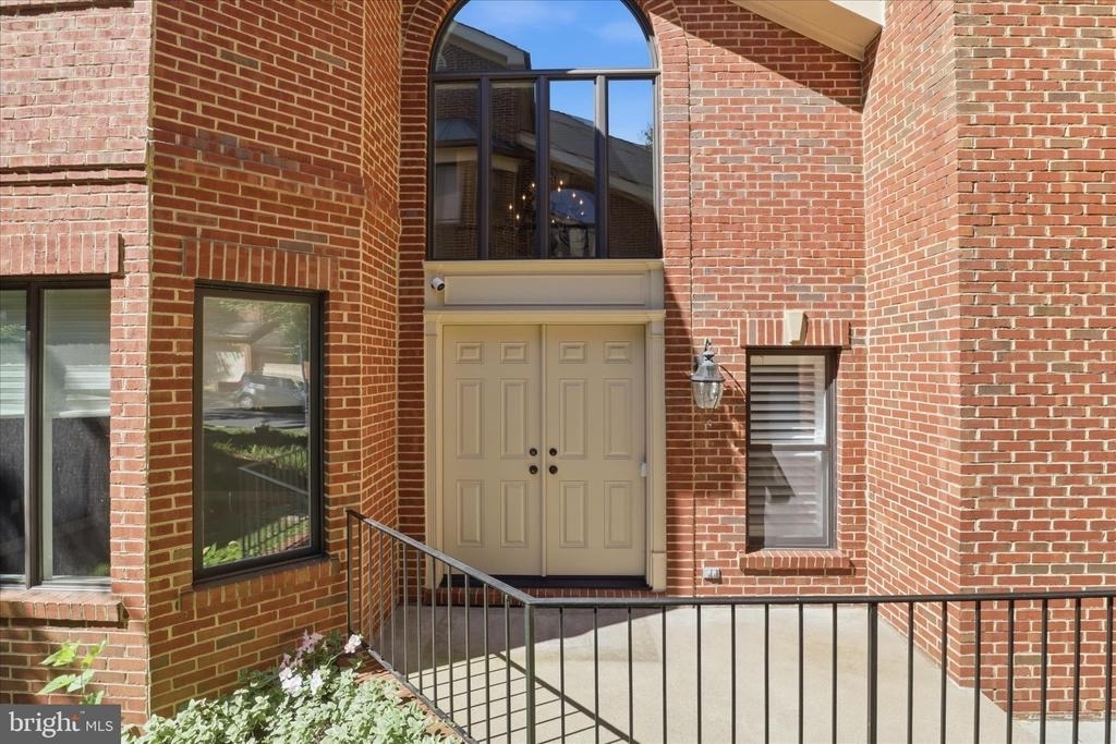 1456 Hampton Hill Circle - Photo 2