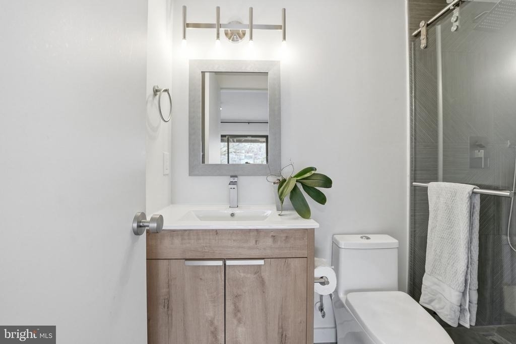 11216 S Shore Road - Photo 100