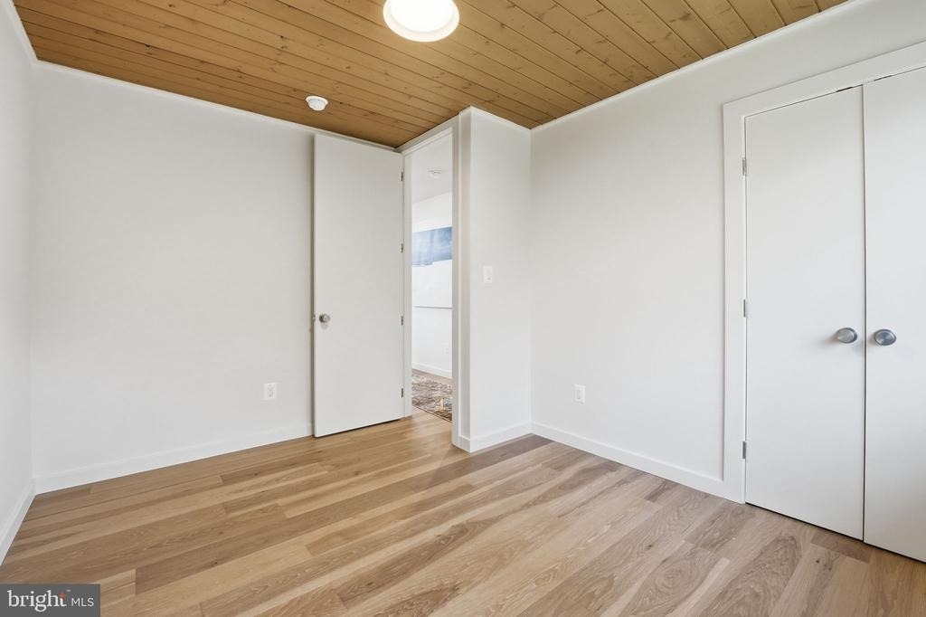 11216 S Shore Road - Photo 89