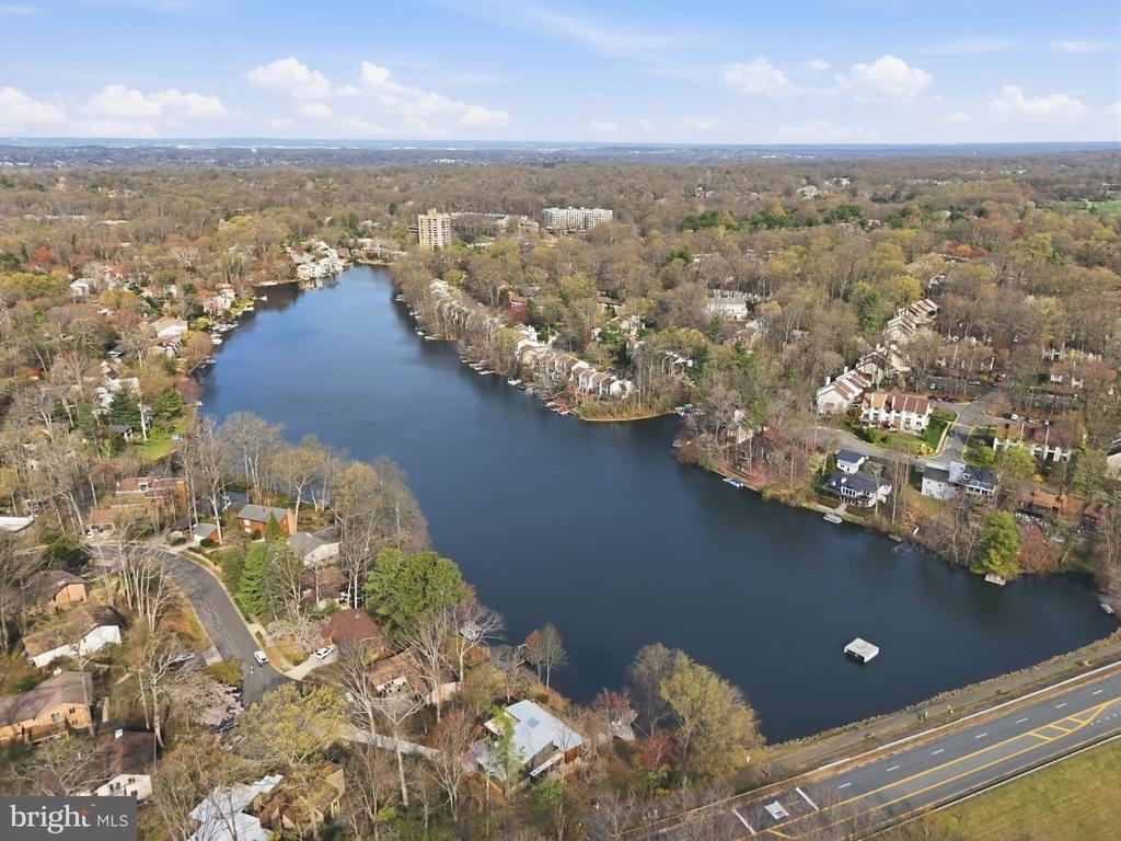 11216 S Shore Road - Photo 17
