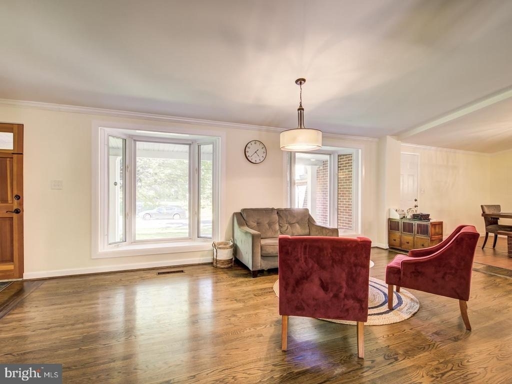 1633 Wrightson Drive - Photo 28
