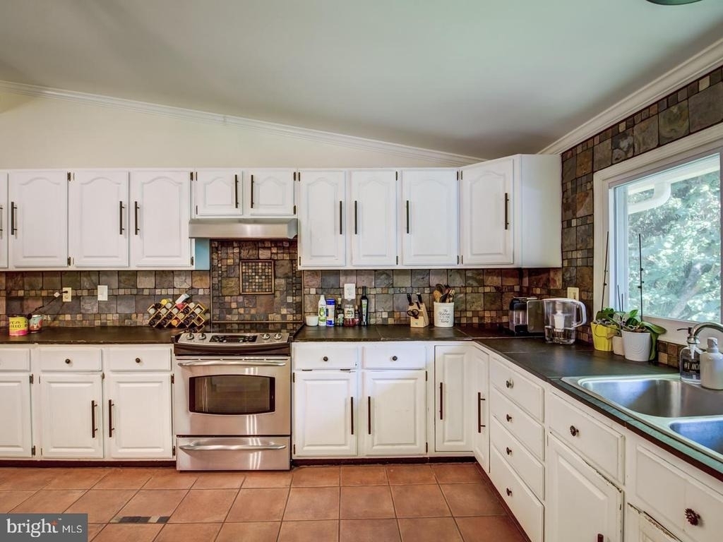 1633 Wrightson Drive - Photo 46