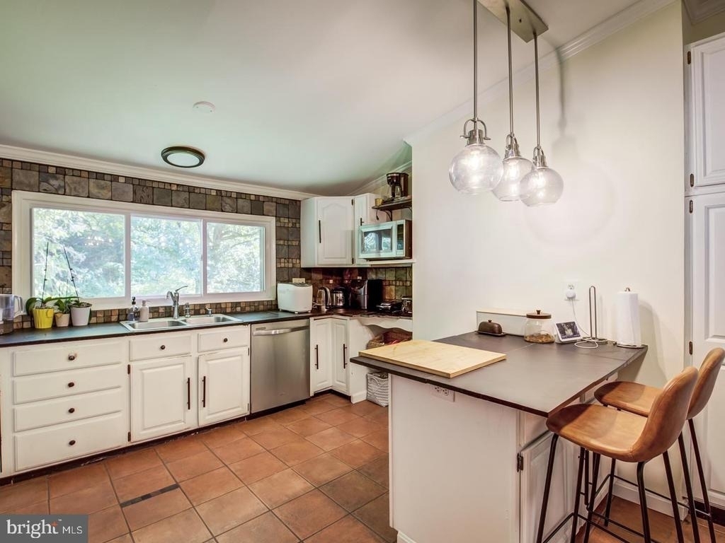 1633 Wrightson Drive - Photo 43