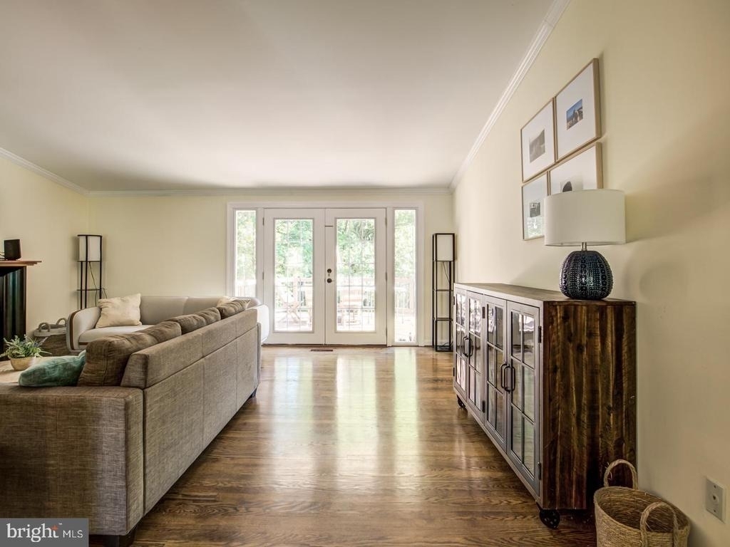 1633 Wrightson Drive - Photo 32
