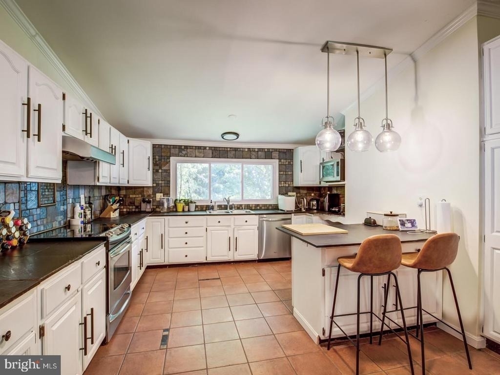 1633 Wrightson Drive - Photo 42
