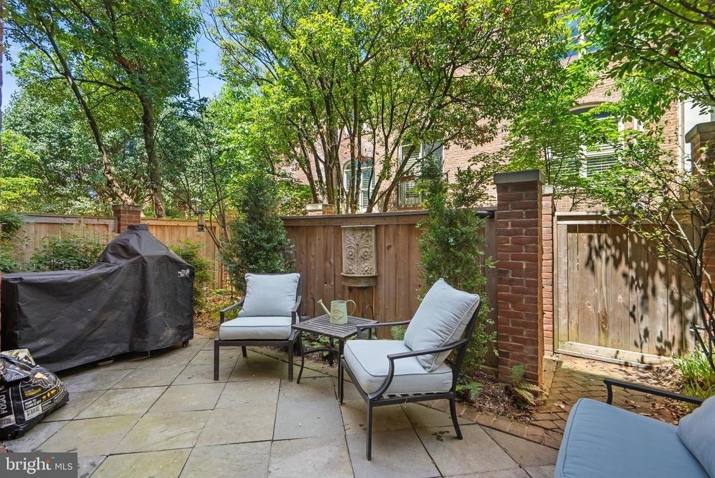 1532 Hampton Hill Circle - Photo 39