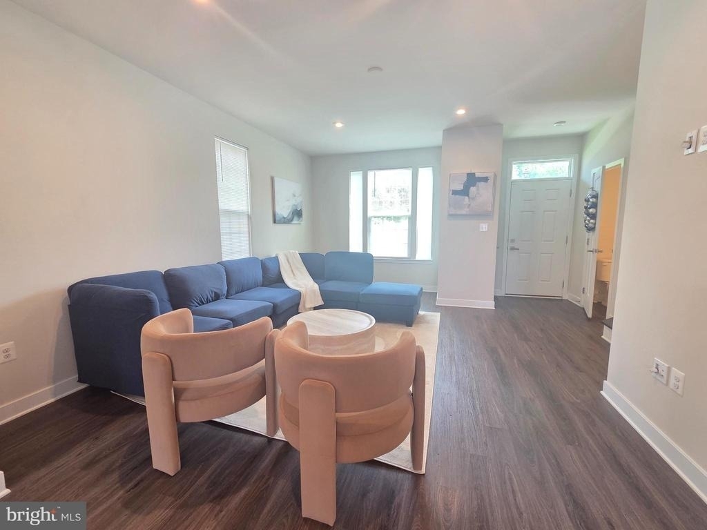 1001 Rampart Drive - Photo 8