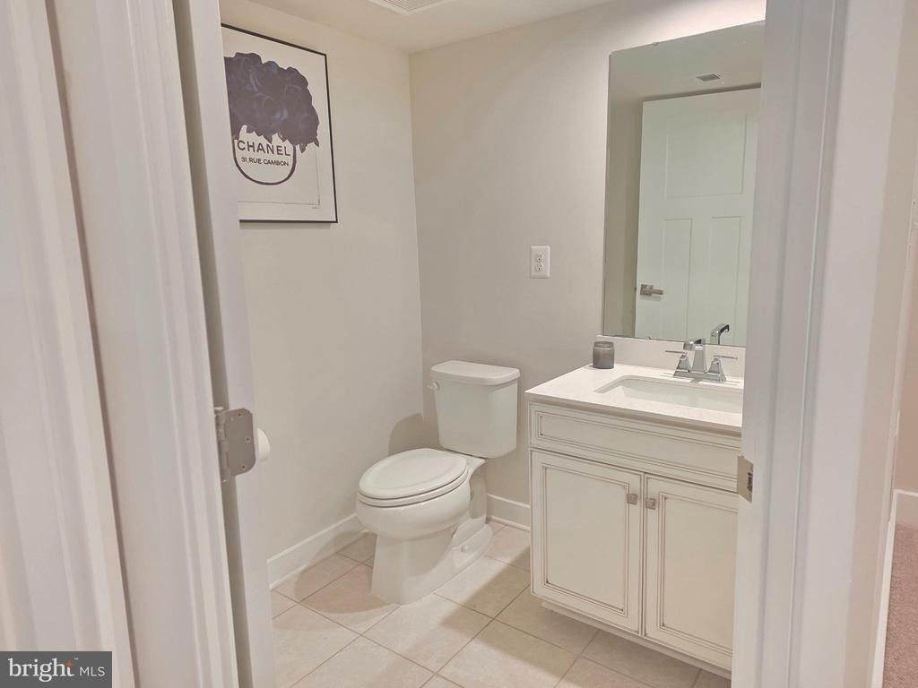 1001 Rampart Drive - Photo 2