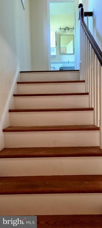 1622 Ripon Place - Photo 5