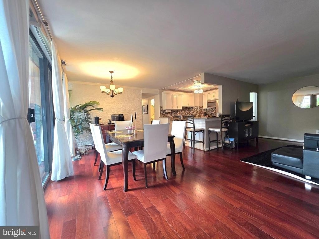 16 S Van Dorn Street - Photo 3