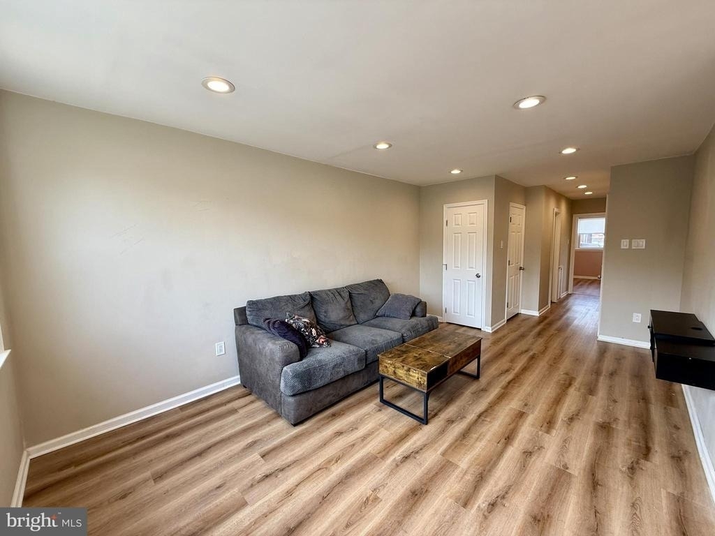10838 Lockart Court - Photo 3