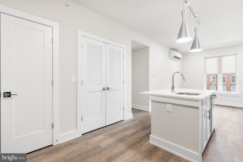 214 Vine Street - Photo 14