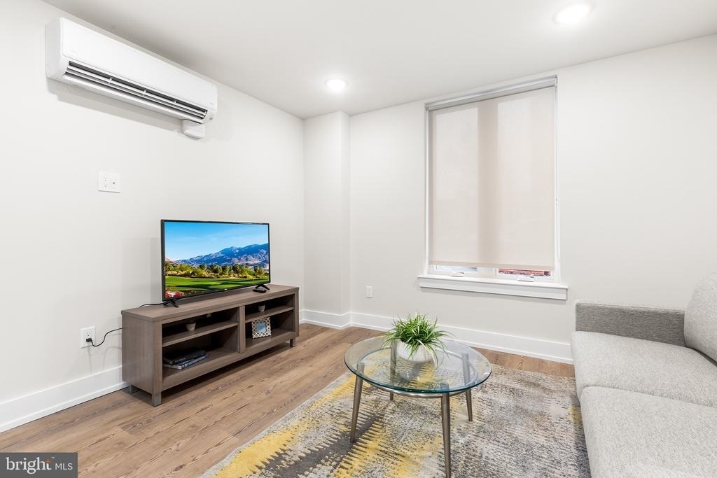 214 Vine Street - Photo 5
