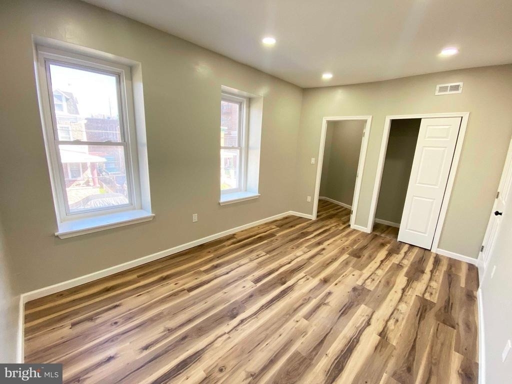 1426 W Rockland Street - Photo 3