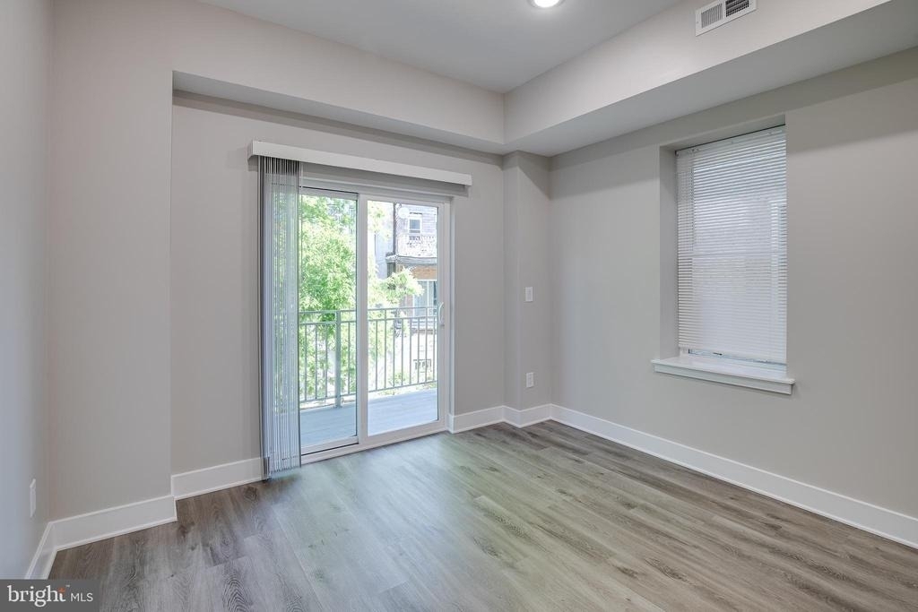 2019 N College Avenue - Photo 7