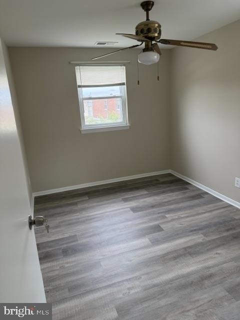 9813 Wistaria Street - Photo 3