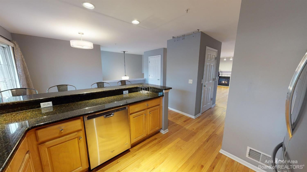 2970 Barclay Way - Photo 5
