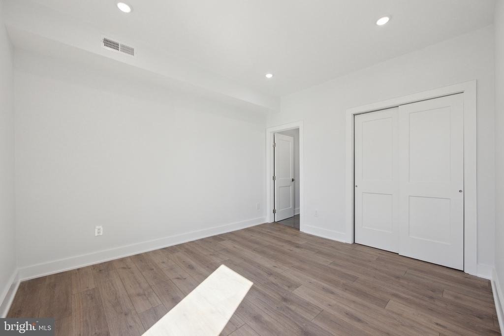 1350 N Front Street - Photo 9