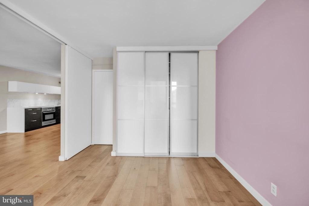 224 W Rittenhouse Square - Photo 12
