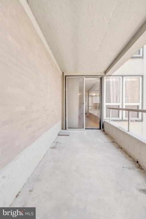 224 W Rittenhouse Square - Photo 10