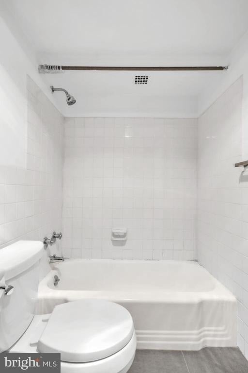 224 W Rittenhouse Square - Photo 15
