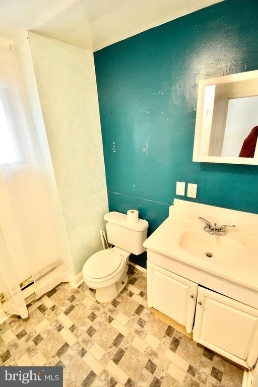 143 W Price Street - Photo 5