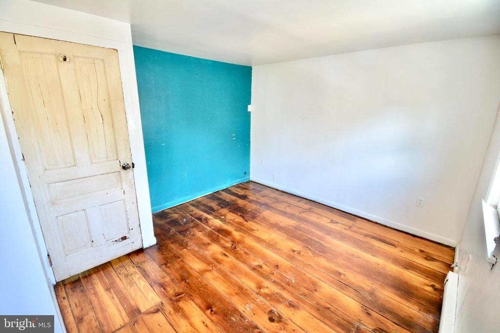 143 W Price Street - Photo 8