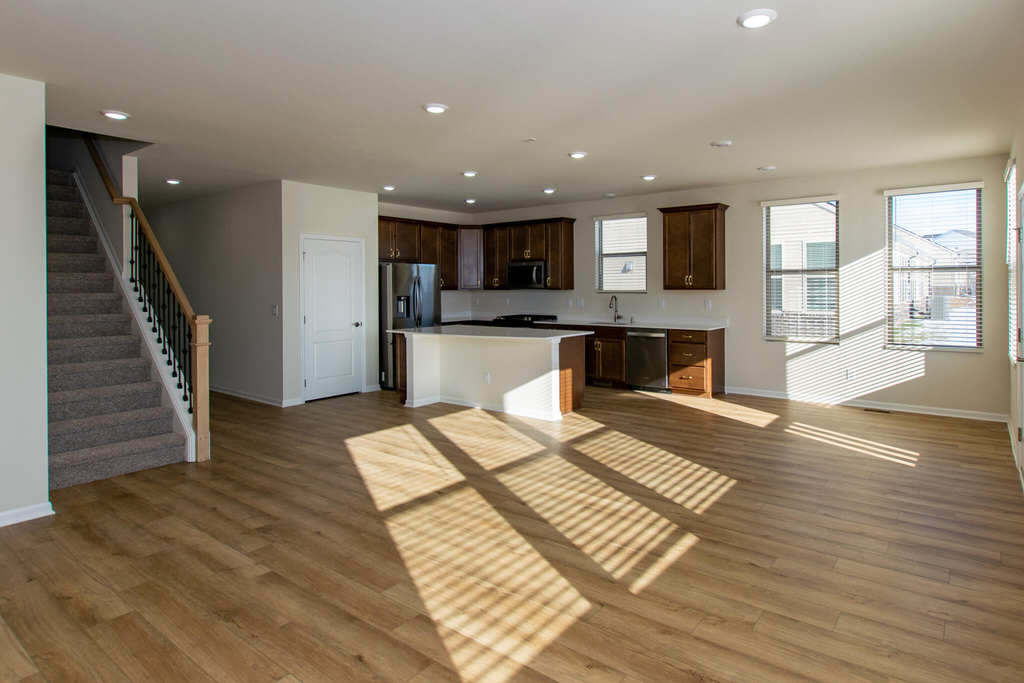 723 W Spaniel Drive - Photo 5
