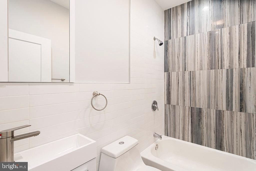 2808 W Oxford Street - Photo 12