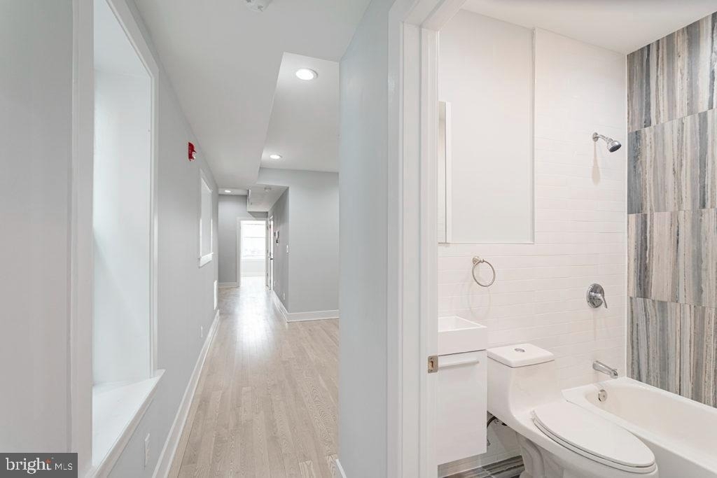 2808 W Oxford Street - Photo 11