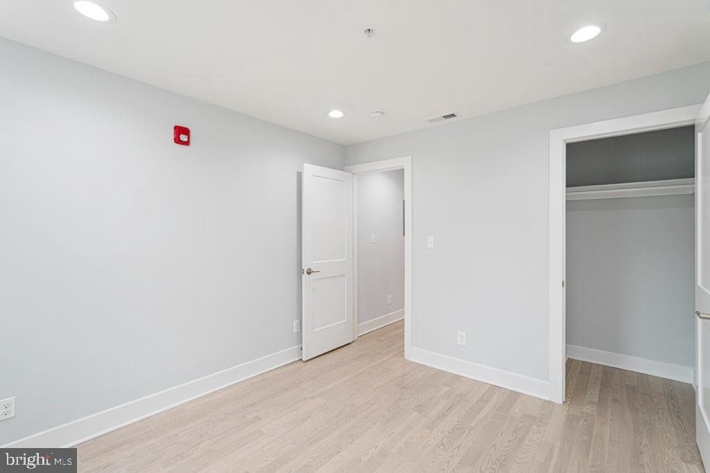 2808 W Oxford Street - Photo 13