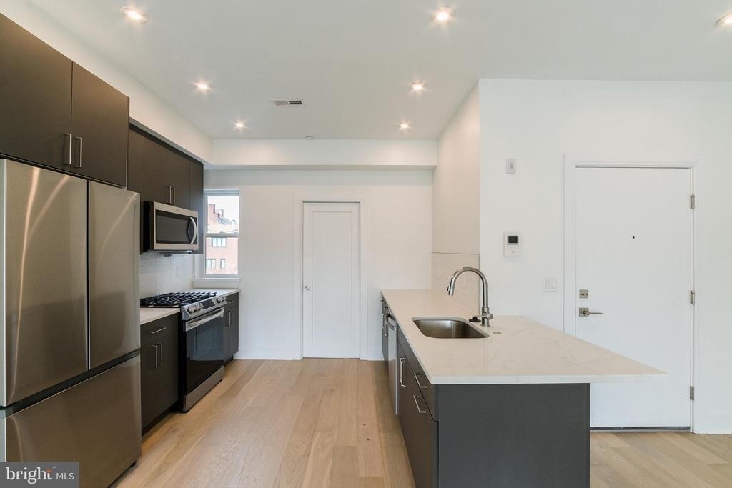 125 South Street - Photo 7