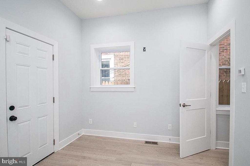 2808 W Oxford Street - Photo 8