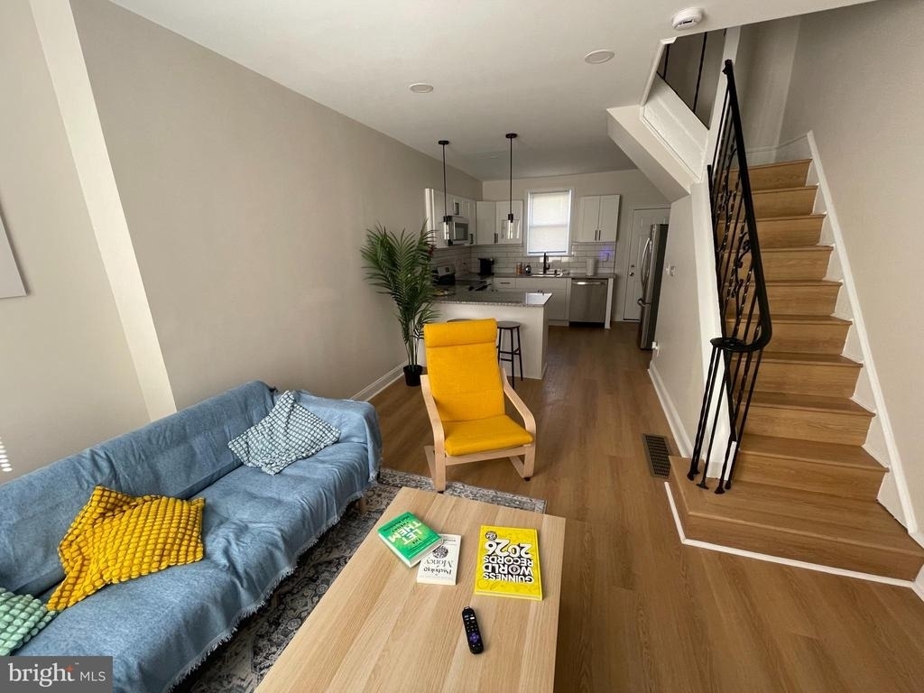 2151 E Stella Street - Photo 3