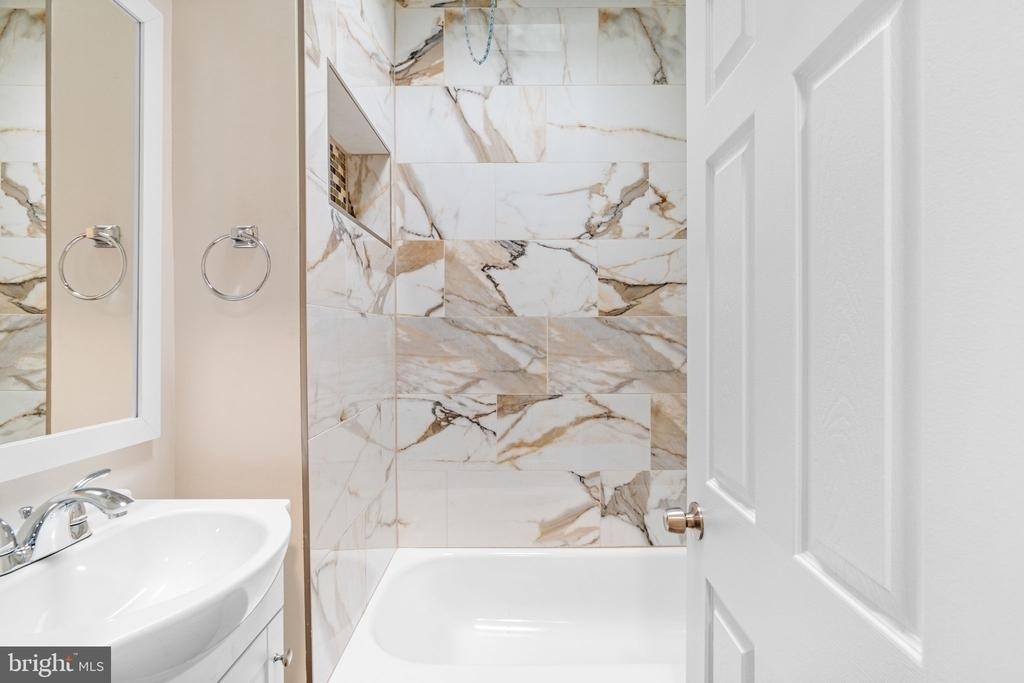 2151 E Stella Street - Photo 20
