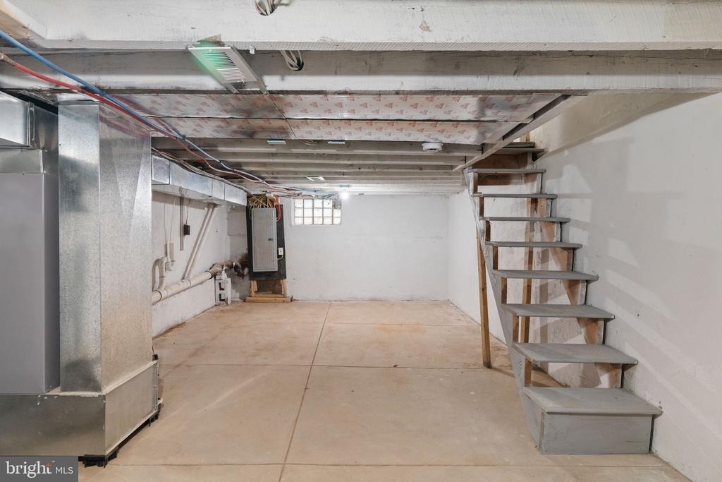 2151 E Stella Street - Photo 31