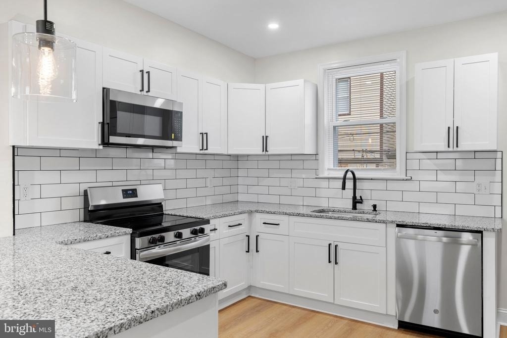 2151 E Stella Street - Photo 0