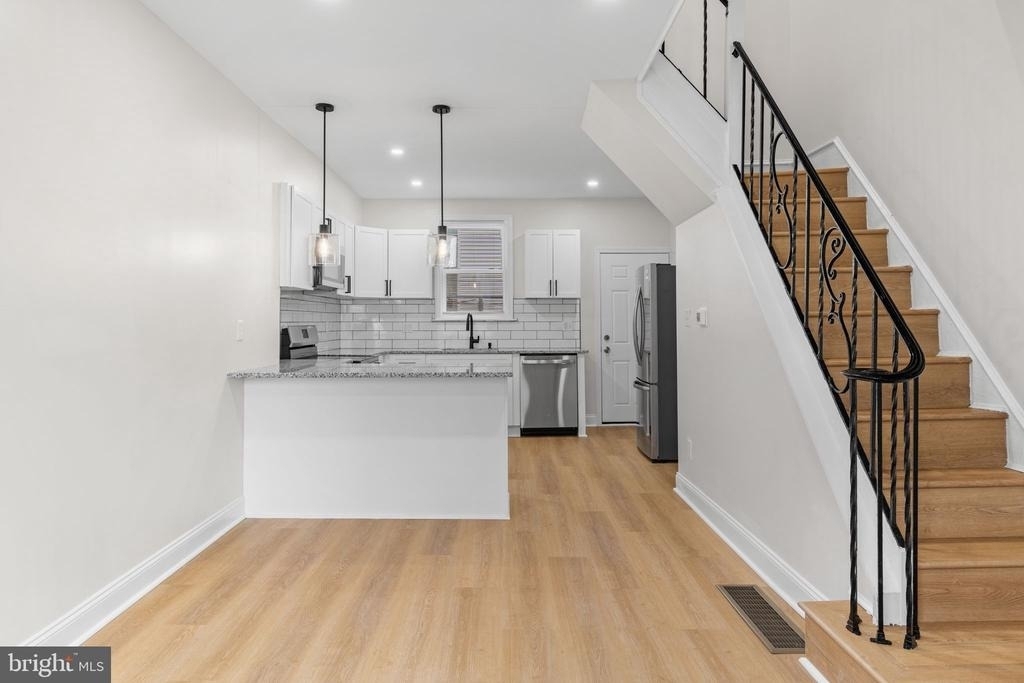 2151 E Stella Street - Photo 5