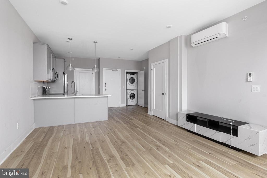 5230 Walnut Street - Photo 5