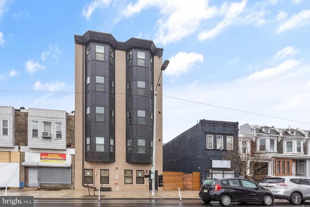 5230 Walnut Street - Photo 17