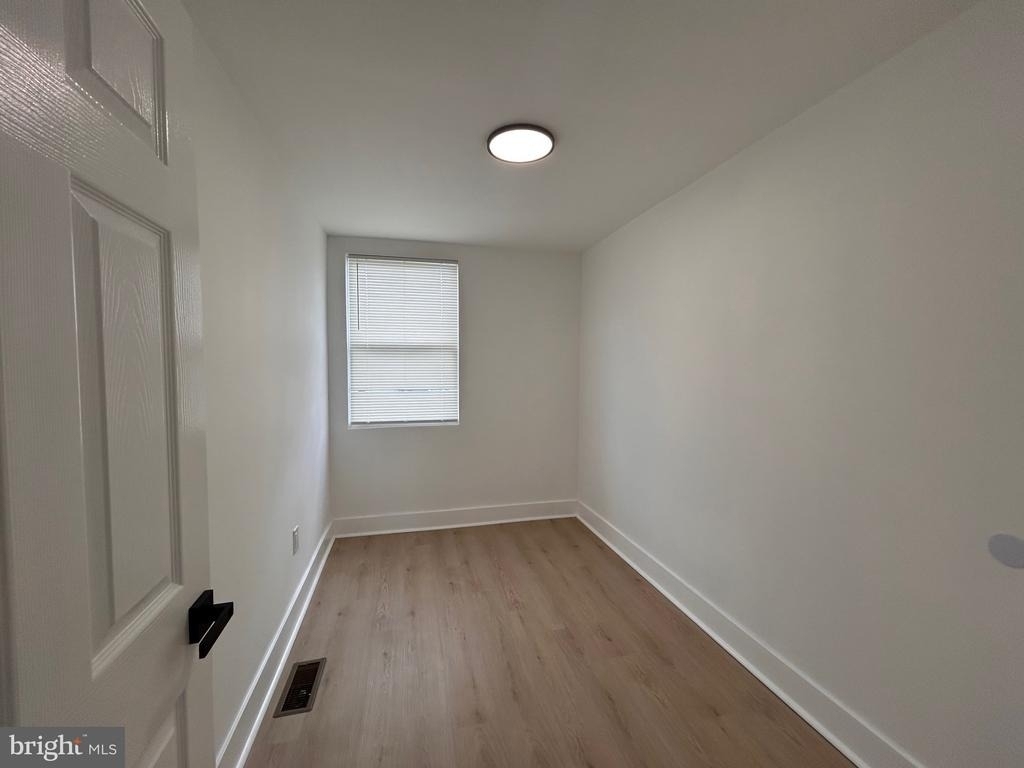 8033 Williams Avenue - Photo 17