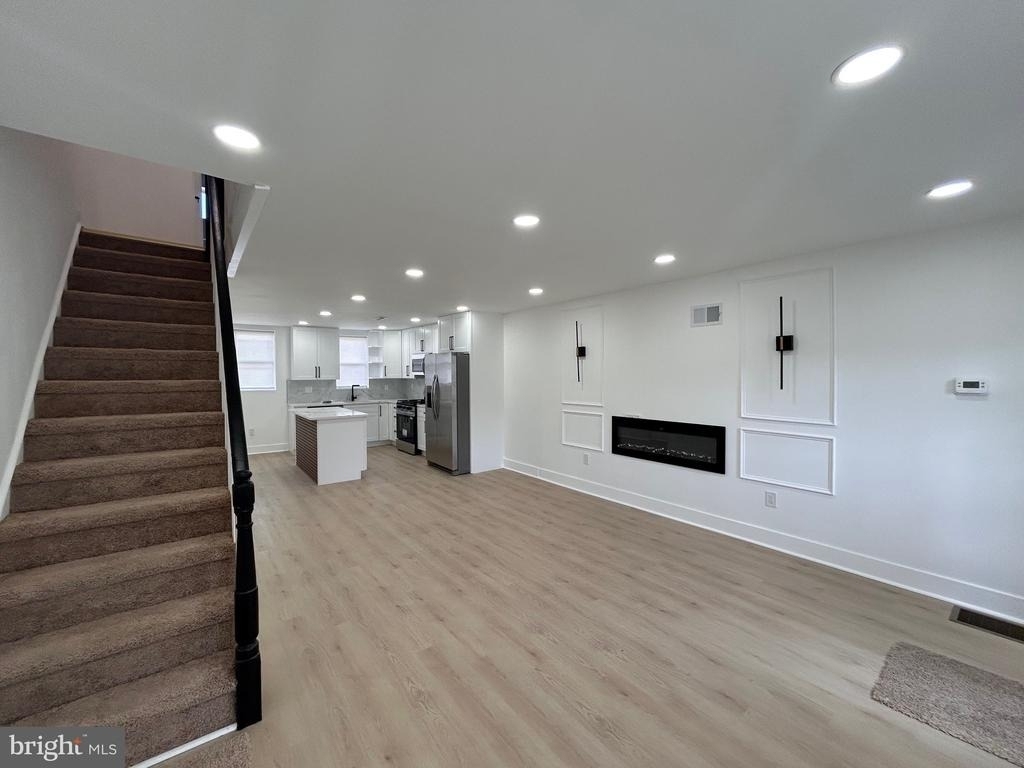 8033 Williams Avenue - Photo 4