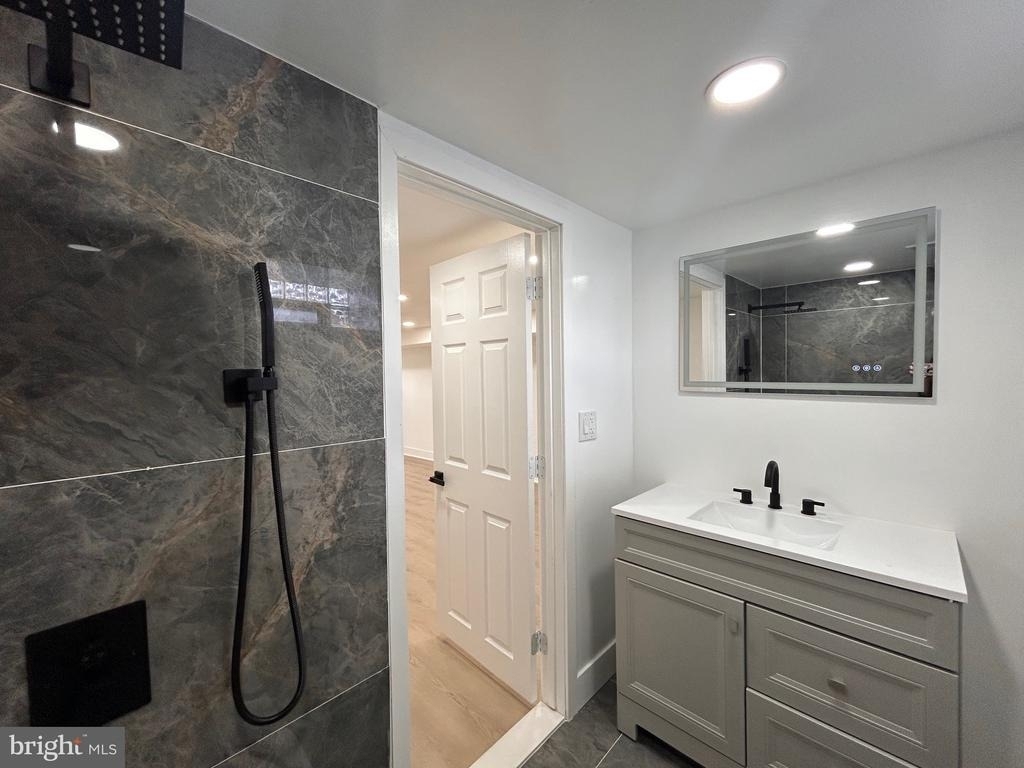 8033 Williams Avenue - Photo 26