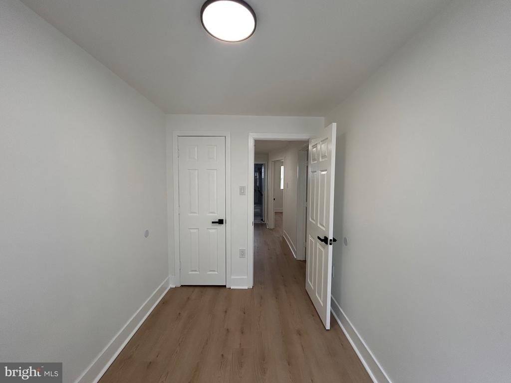 8033 Williams Avenue - Photo 18