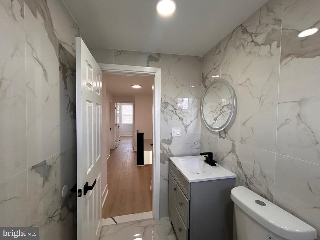 8033 Williams Avenue - Photo 10