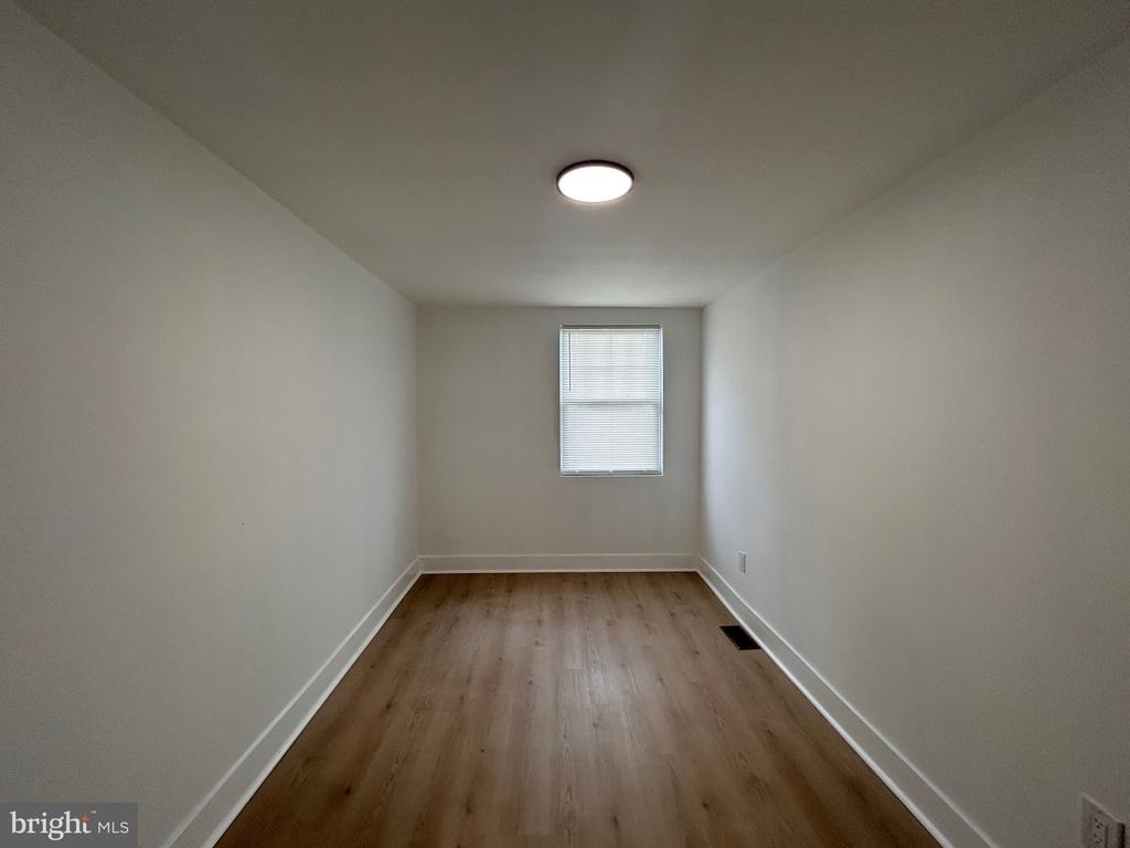 8033 Williams Avenue - Photo 14